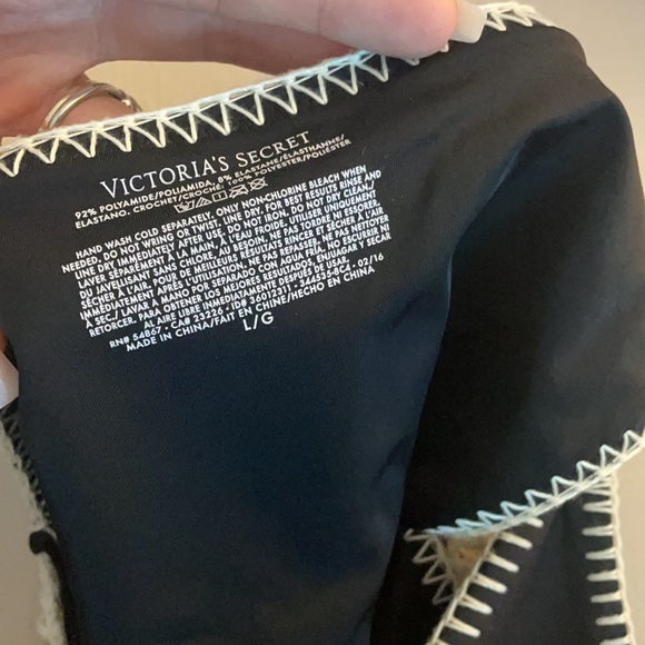 VS Swimsuit bikini set - Picture 3 of 4